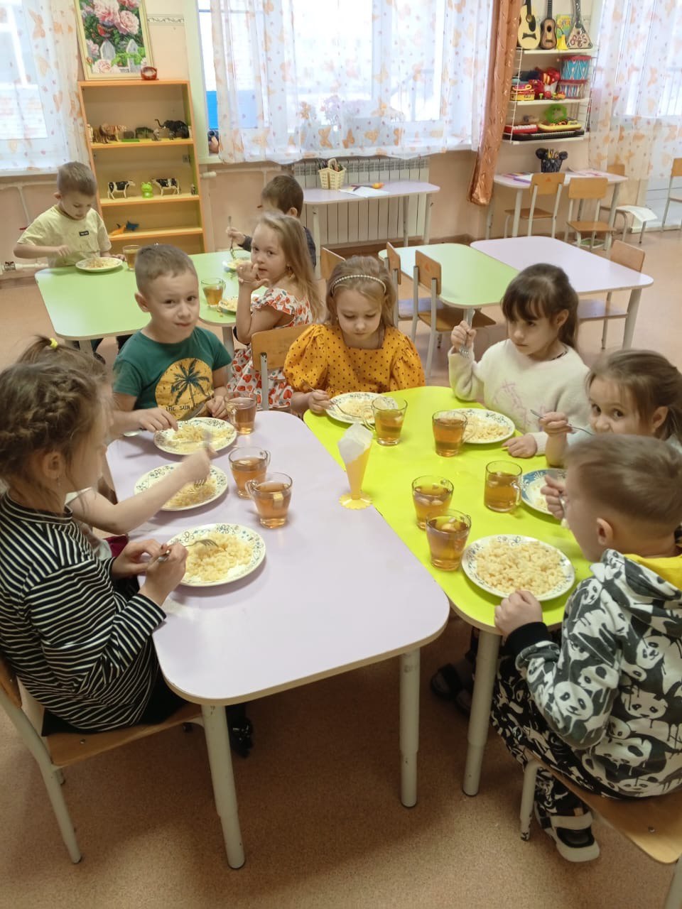 photo 5276178413754452854 y