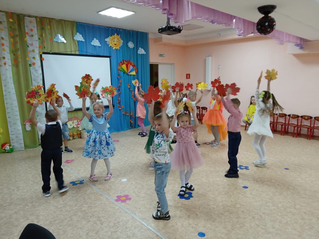 photo 5445319491497099415 y