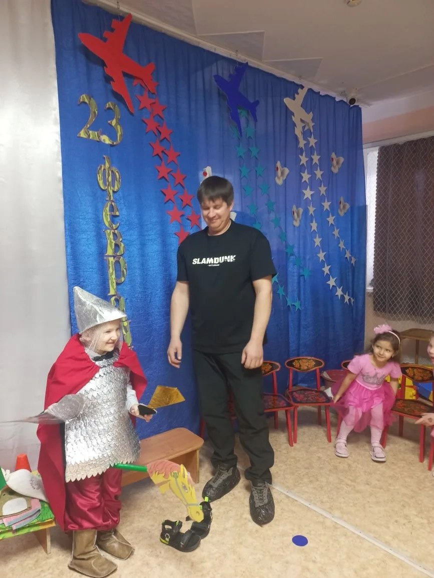 photo 5822052964481305831 y